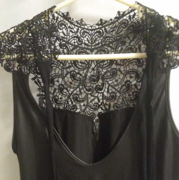 Spandex black tank with lace that looks like leather - Picture 6 of 6